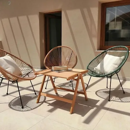 House Mande & Kate Vrgorac