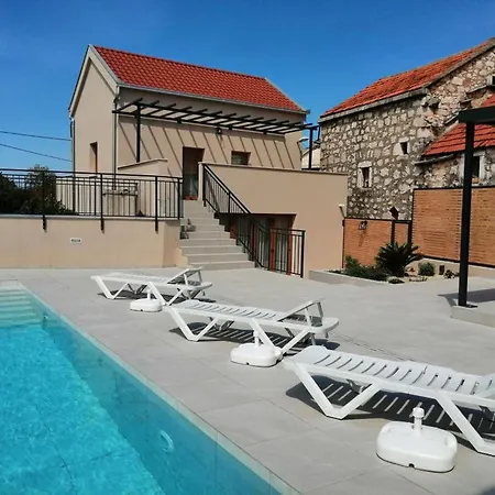 House Mande & Kate Ferienhaus *