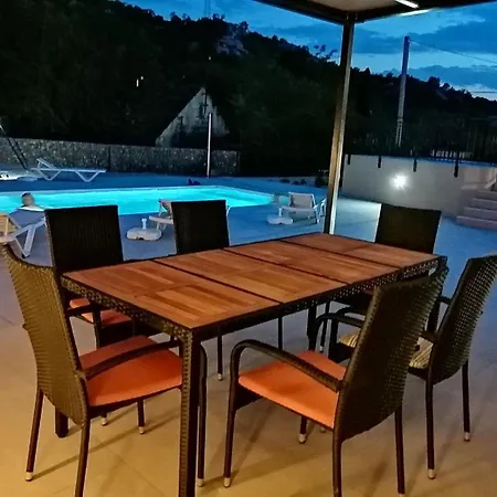 House Mande & Kate Ferienhaus Vrgorac